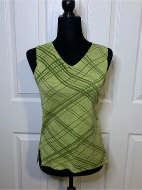 Vintage Green Sleeveless V-Neck Patterned Knit Tank Top